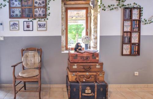 Sainte-Sabine-Born House | Le Magicogite - Harry Potter