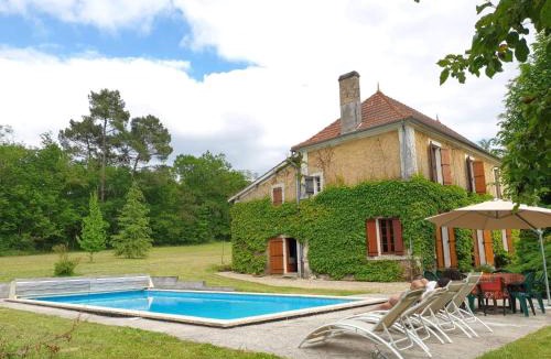 Saint-Vallier House | Le Maine au bois