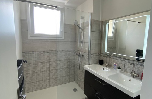 Saint-Etienne Apartment | Le Majestic