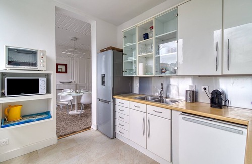 Gare Apartment | Le Majestin - Appt 6p, Calais centre