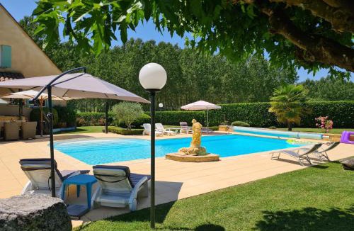 Saint-Amand-de-Belves Apartment | Le Malpas Kingfisher