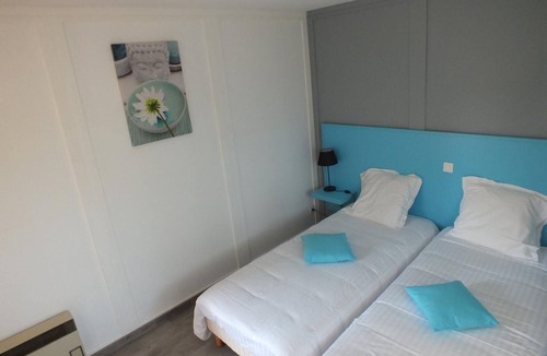 Peyrat-de-Bellac Hotel | Le Manguier