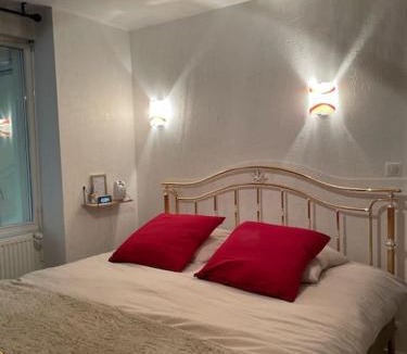 Neufchateau Apartment | Le manoir étoilé Terrasse et Sauna