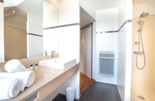 Tarascon-sur-Ariege Hotel | Le Manoir D Agnès