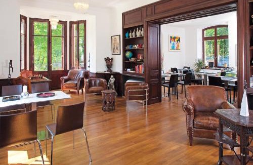 Tarascon-sur-Ariege Hotel | Le Manoir d'Agnès Logis hôtel restaurant
