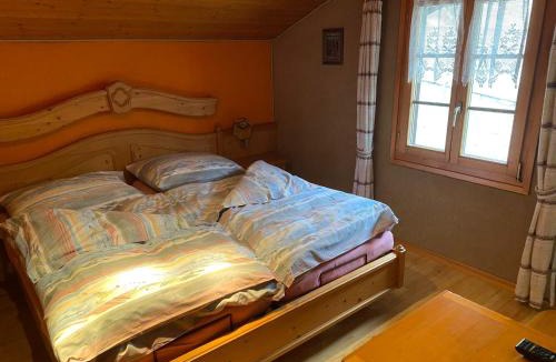Lauenen Bei Gstaad Hotel | Le Manoir d'Anniviers