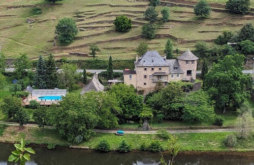 Grand-Vabre Bed & Breakfast | Le Manoir des pélies- Horizon