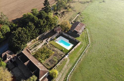 Cahan Bed & Breakfast | Le Manoir de Bénédicte B&B