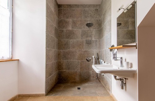 Bourg-dIre House | Le Manoir de la Vieille Douve
