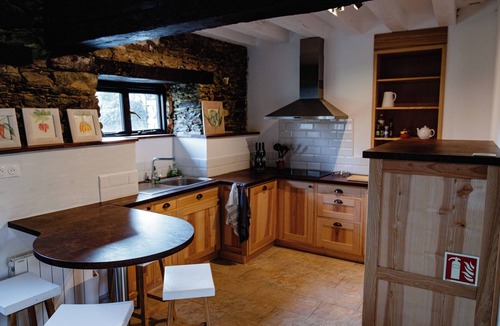 Bourg-dIre House | Le Manoir de la Vieille Douve