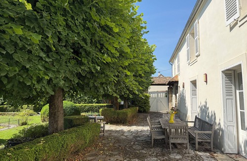 Bennecourt House | Le Manoir de la Seine - near Giverny