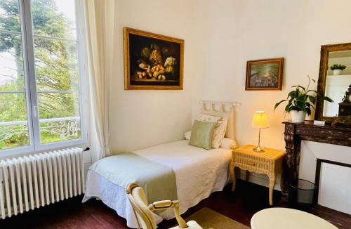 Saint-Loup-Hors Bed & Breakfast | Le Manoir des Doyens