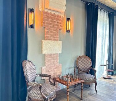 Chaumes-en-Brie Villa | Le Manoir du Bonheur