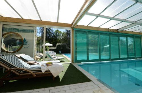 Juvigny-sous-Andaine Hotel | Le Manoir du Lys