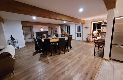 Val-des-Monts House | Le Manoir on Majestic Lac St Pierre