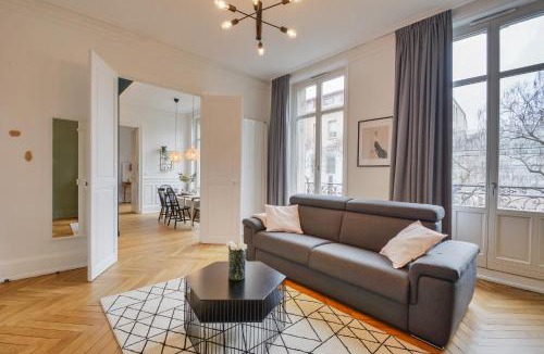 Poincare - Foch - Anatole France - Croix de Bourgogne Apartment | Le Manon ! Green Haussmannien - Centre Gare - Excelsior - 2 à 4 pers