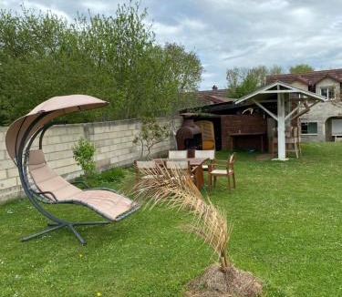 Charmes House | Le Maquis