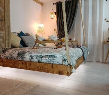 Quartier du chateau Apartment | Le Maréchal Duplex - Appartement avec Jacuzzi - CAEN hyper Centre