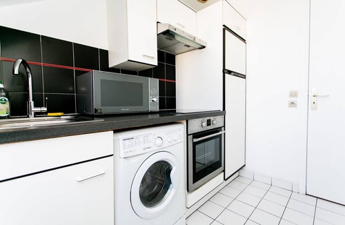 Arts-et-Metiers Apartment | Le Marais - 1BR by Pompidou