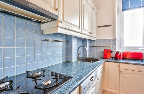 Arsenal Apartment | Le Marais Charmant Apartment Paris