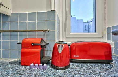 Arsenal Apartment | Le Marais Charmant Apartment Paris