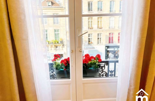 Arsenal Apartment | Le Marais, Saint Paul, AC by Melvane
