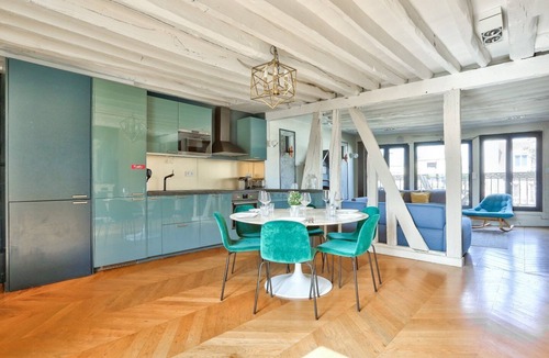 Arsenal Apartment | Le Marais Superb Apartment Terrace Paris