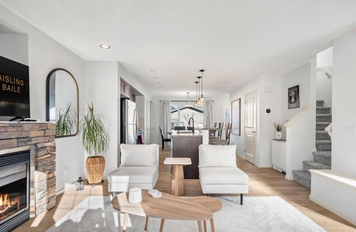 Silverado House | Le Mardi| Fire Pit | Fenced Backyard | AC