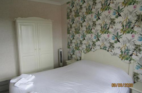 Mareuil-Sur-Lay-Dissais Hotel | Le Mareuillais Hotel-Restaurant