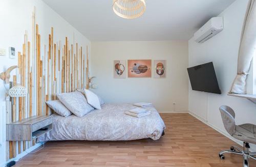 Joeuf Apartment | Le Marie 115m - Spacieux 3ch' - 2 sdb - Balcon