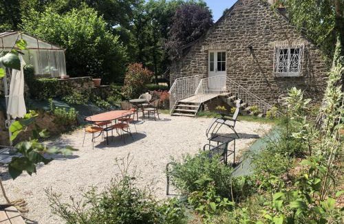 Pont-et-Massene House | Le Mariotte et le Pralat