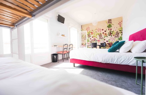 Aydat Hotel | Le Marius Hotel