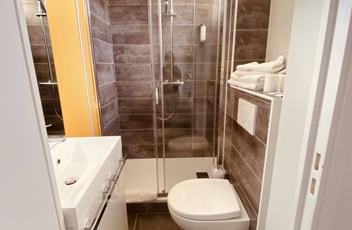 Aydat Hotel | Le Marius Hotel