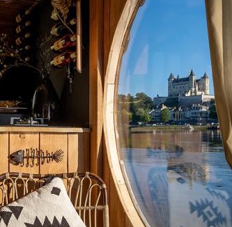 Saumur Boat Rental | Le Martin Pêcheur Luxurious Ecolodge Boat