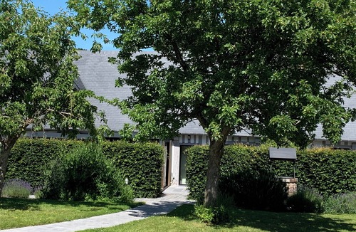 Le Hanouard Cottage | LE MARTIN PECHEUR 4-star furnished apartment with private jacuzzi