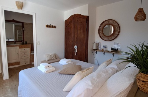 Puisserguier Hotel | Le MAS CLEMENTINE