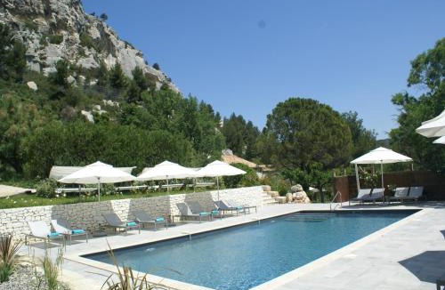 Les Baux-de-Provence Hotel | Le Mas D'aigret