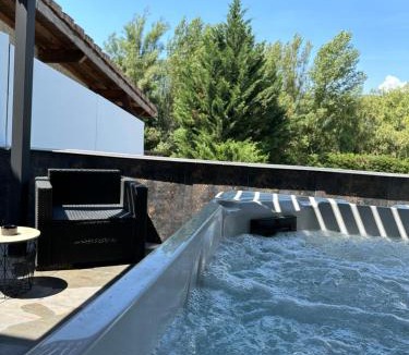 Tallard Hotel | Le Mas d'Estello