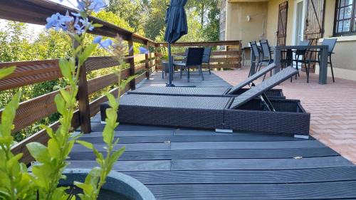 Aubin Apartment | Le Mas d'Evlie