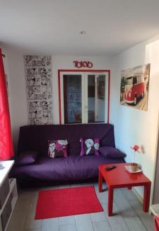 Reventin-Vaugris House | le mas de CHENIER