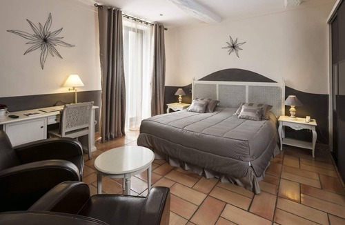 Lourmarin Hotel | Le Mas de Guilles