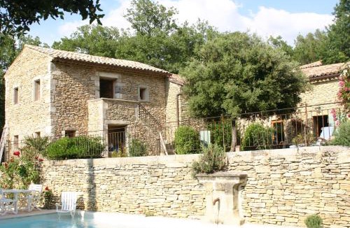 Faucon Bed & Breakfast | Le Mas de la Pinède