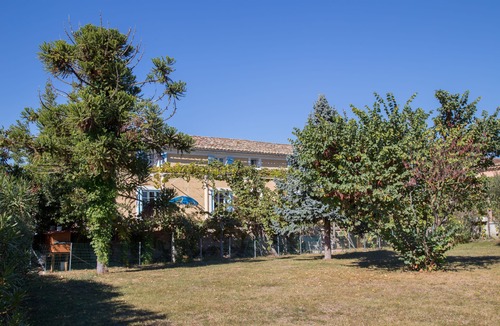Pont-Saint-Esprit Cottage | Le Mas des îles charming 3 * gîte between Provence and Ardèche