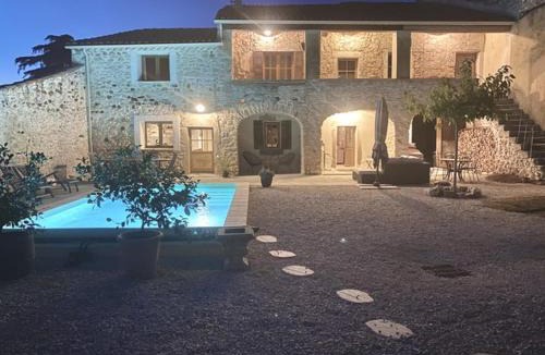 Pougnadoresse Villa | Le Mas des 3 Roches proche d'Uzès