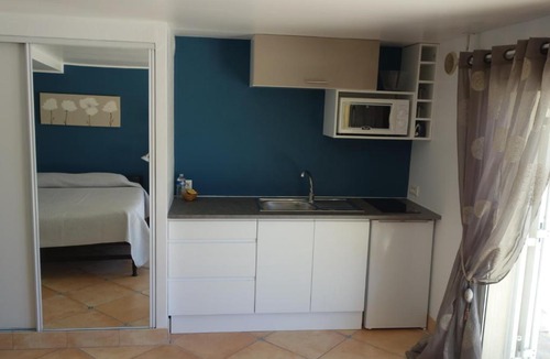 Saint-Paul-de-Vence House | Le Mas des Amandiers