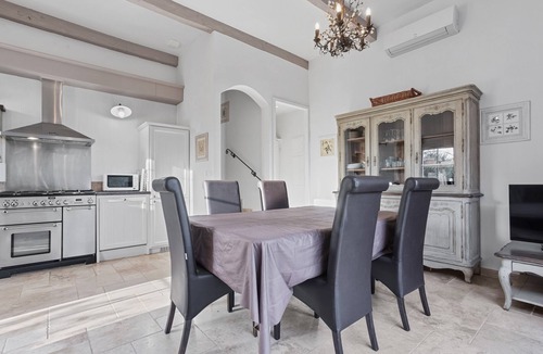 La Cadiere-d'Azur House | Le Mas des Bouteillans “Les Myrtes” with Wi-Fi and Air Conditioning