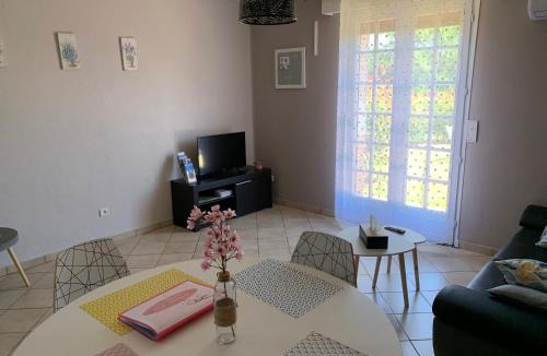 Le Temple-sur-Lot House | le mas des cerisiers le temple sur lot