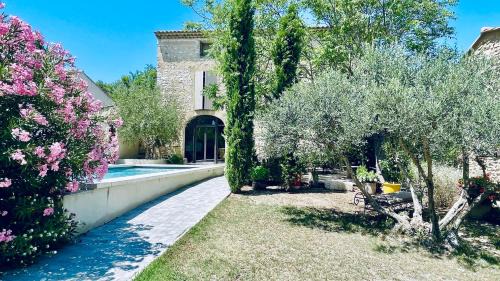 Caumont-sur-Durance Villa | Le Mas du Félibre