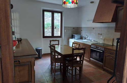 Banne House | Le Mas du Remire air-conditioned house with swimming pool