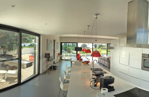 Cairanne Villa | Le mas du Sécheron 4 bed 4 bath Heated pool 17m Clim tot open rental 2017